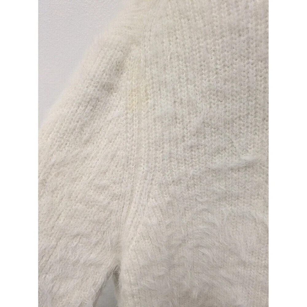Anthropologie Knitted & Knotted White Ivory Eyelash Wool Cardigan sz M Cozy Chic
